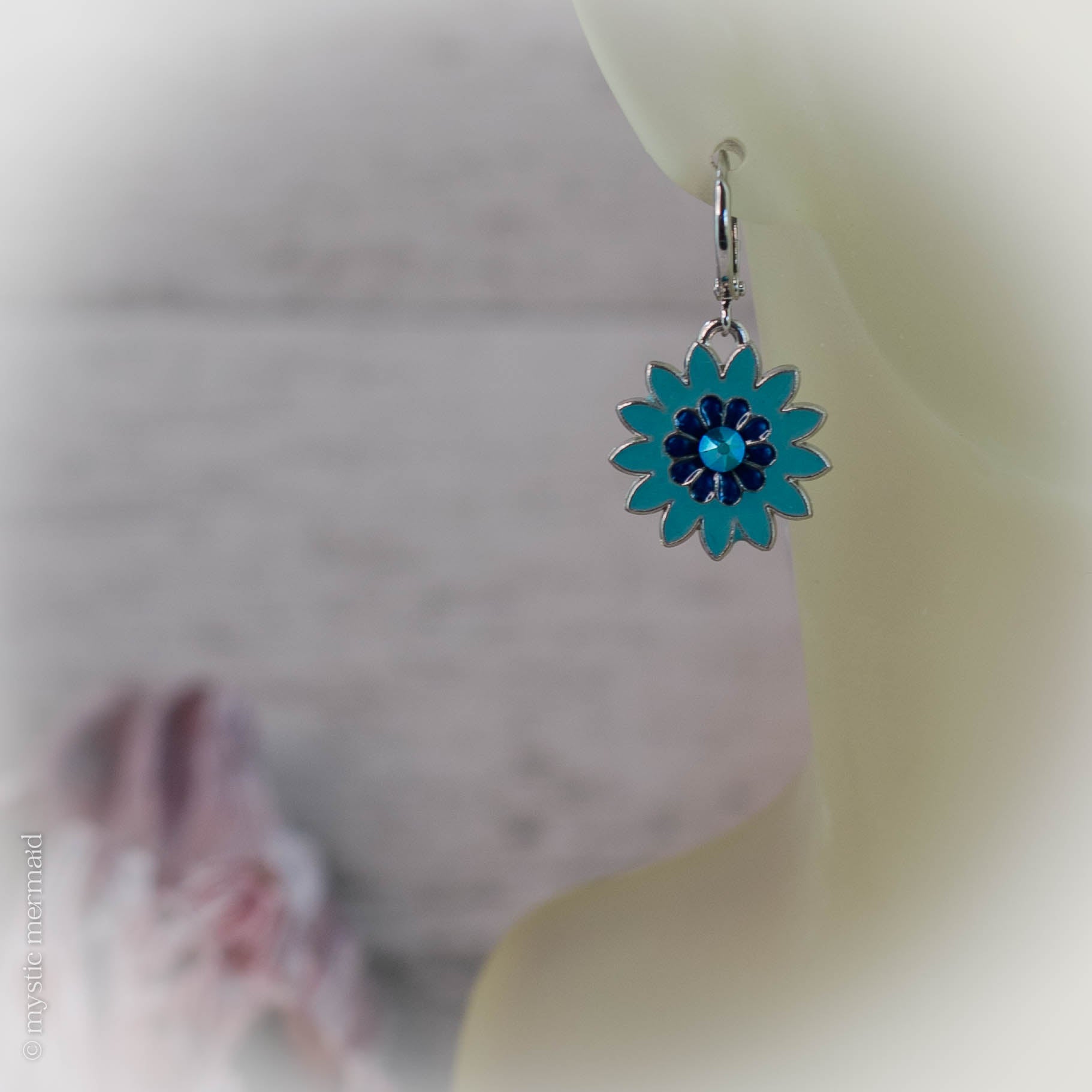 Blue Sparkle Sunflower 925 Sterling Silver Leverback Earrings