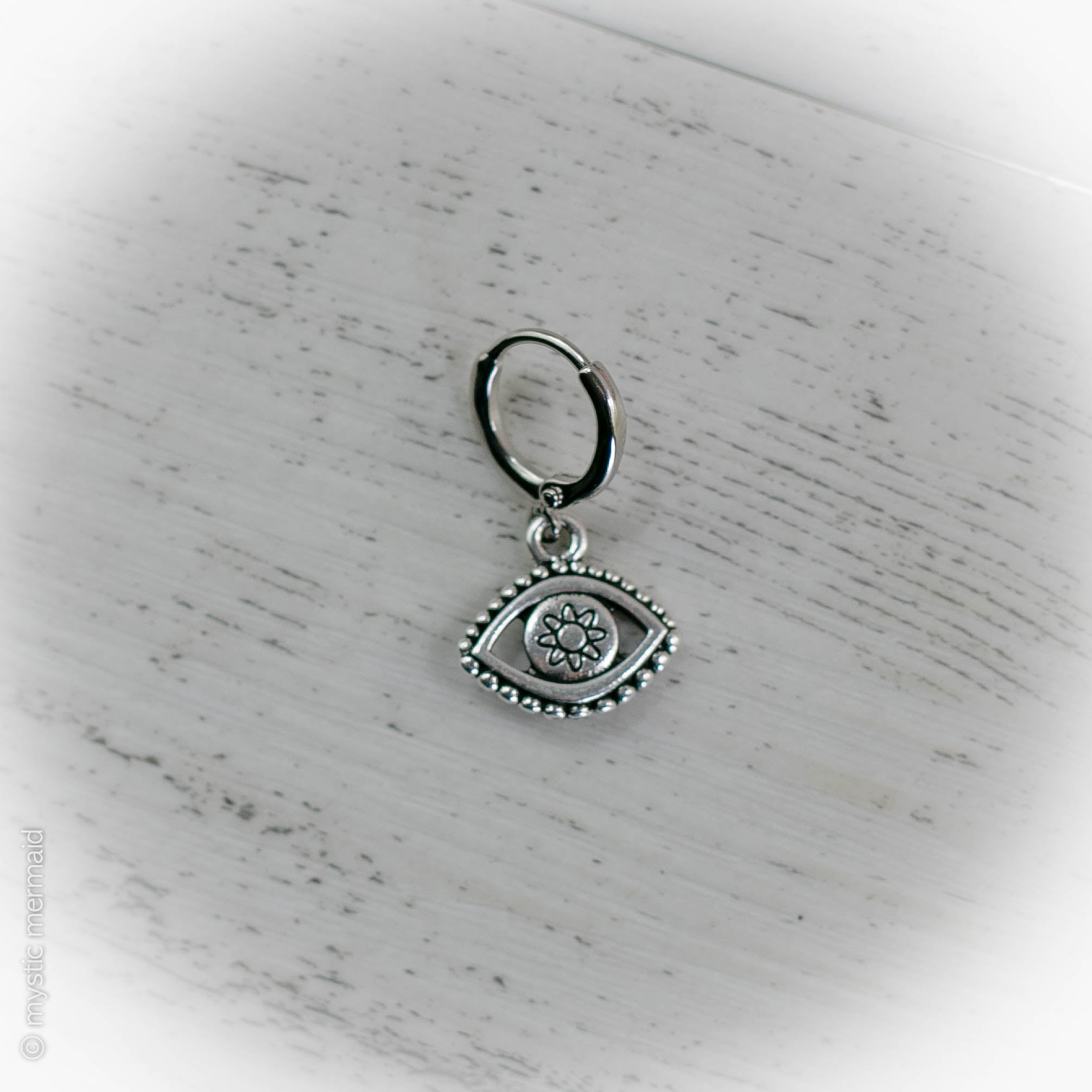 Evil Eye 925 Sterling Silver Sleeper Leverback Earrings