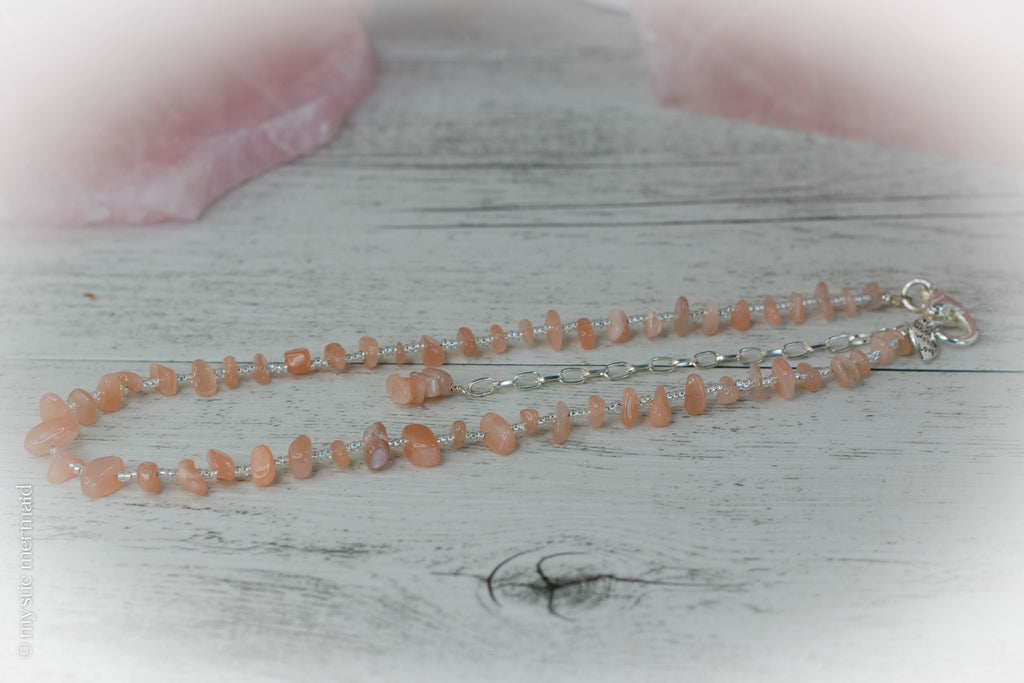 Neck Candy - Peach Moonstone adjustable necklace